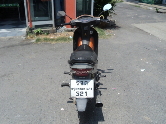 ขายฮอนด้าเวฟ100sกุญแจใหญปี49ทะเบียนขาดเกิน3ปี