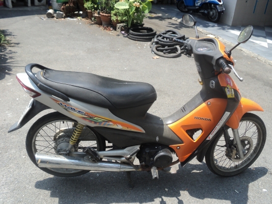 ขายฮอนด้าเวฟ100sกุญแจใหญปี49ทะเบียนขาดเกิน3ปี