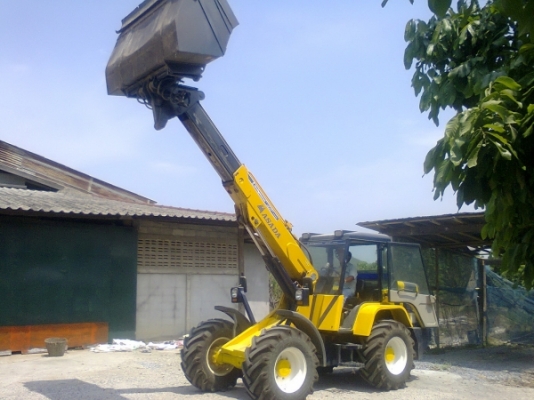 ลดราคาเป็นแสนครับ!รถตักล้อยาง สภาพสวย ราคาถูก ลดราคาเป็นแสนครับ!รถตักล้อยาง สภาพสวย ราคาถูก