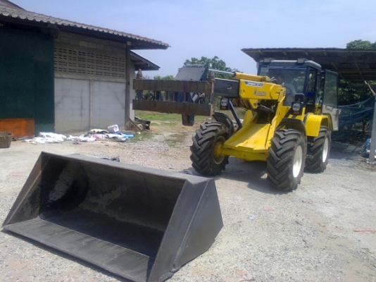 ลดราคาเป็นแสนครับ!รถตักล้อยาง สภาพสวย ราคาถูก ลดราคาเป็นแสนครับ!รถตักล้อยาง สภาพสวย ราคาถูก