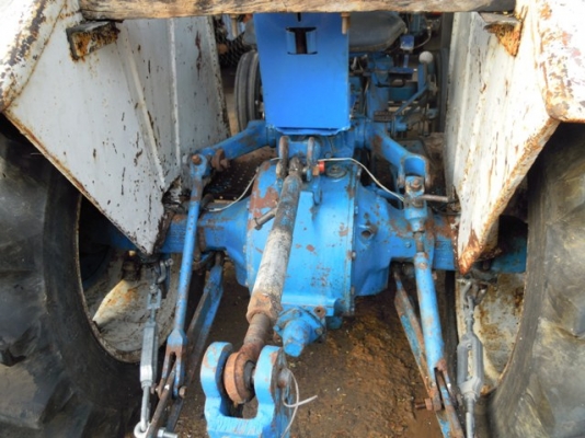 ขายด่วน ford 3000 T3 C7NN6015