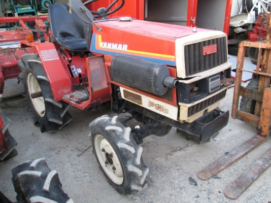 รหัส:13001120รถพรวนดินนั่งขับเครื่องยนค์ดีเซลขนาด13PS.ประหยัดน้ำมันเคลื่อนที่ง่ายwww.nihonmono.com