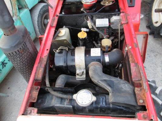 รหัส:13001120รถพรวนดินนั่งขับเครื่องยนค์ดีเซลขนาด13PS.ประหยัดน้ำมันเคลื่อนที่ง่ายwww.nihonmono.com