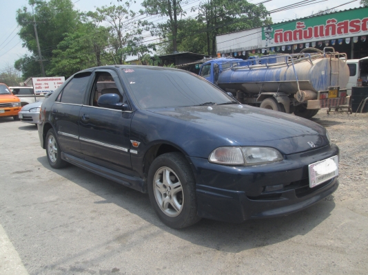 รถสวยงาม ๆ ราคาถูก ขับแล้วรวย