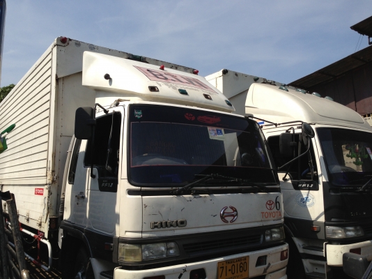 ขาย 6 ล้อ ฮีโน่ รุ่น FF 1J สมอทอง ตู้เปิดปีก ยาว 7.50 เมตร