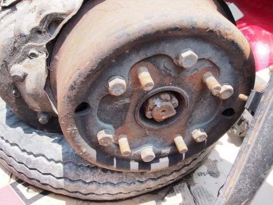 ขายเกียร์ NISSAN UD