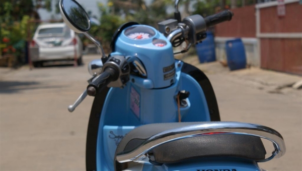 ของดีราไม่แพง Scoopy i