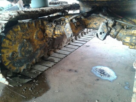 ตัวเดินใหญ่ 12 HL เหมาะสำหรับทำรถเกี่ยวข้าว หรือใส่แบคโฮได้สบายยยยยยย