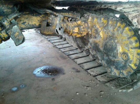 ตัวเดินใหญ่ 12 HL เหมาะสำหรับทำรถเกี่ยวข้าว หรือใส่แบคโฮได้สบายยยยยยย