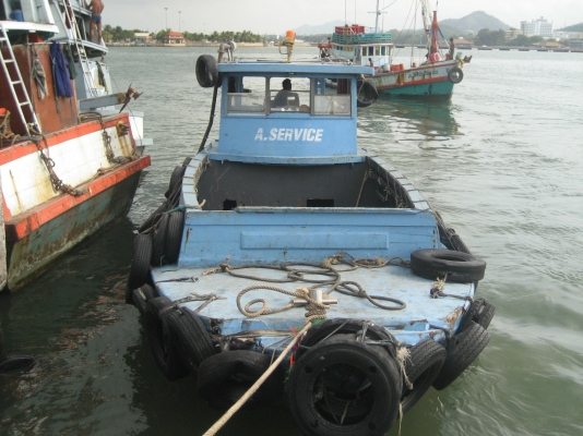 ขายและรับจ้างรายเดือน เรือเอี้ยมจุ๊นไม้สัก สภาพดี