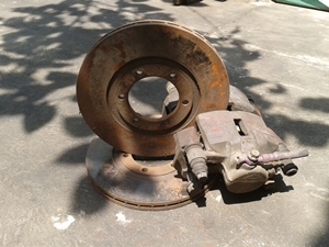 เบรคหน้า มาสด้า กระบะไฟ้เตอร์