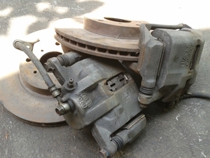 เบรคหน้า มาสด้า กระบะไฟ้เตอร์