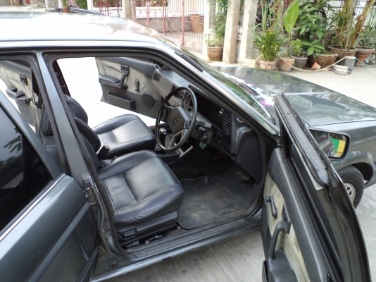 นิสสัน ซันทร้า เครื่องหัวฉีด แก็สlpg เกียออโต้ พวงมาลัยเพาเวอร์ แอร์เย็น ภาษีไม่ขาด