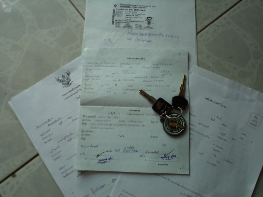 นิสสัน ซันทร้า เครื่องหัวฉีด แก็สlpg เกียออโต้ พวงมาลัยเพาเวอร์ แอร์เย็น ภาษีไม่ขาด