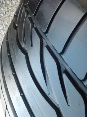 ขายยาง205/55/16 ปี 11 DUNLOP SP 01   1 ชุด