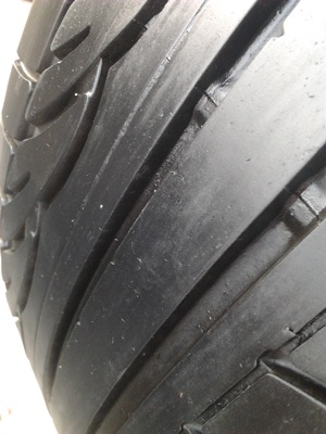 ขายยาง205/55/16 ปี 11 DUNLOP SP 01   1 ชุด