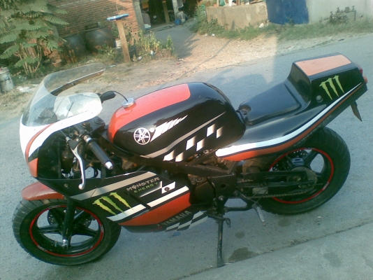 ขายรถสปอต์เล็ก YSR