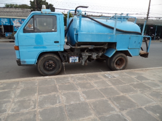 ขายรถอีซูซุNKR6ล้อช่วงสันเครื่อง88แรงสภาพบางเดิมทั้งคันคับ