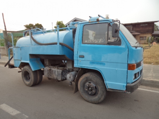 ขายรถอีซูซุNKR6ล้อช่วงสันเครื่อง88แรงสภาพบางเดิมทั้งคันคับ