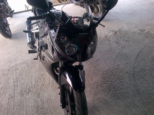 ขาย!ฮอนด้าCBR150 สภาพใหม่มาก95\%ใช้น้อย ปี52 รถเครื่องเดิมแน่นๆ พร้อมใช้ ทะเบียน+เอกสารโอน ภาษีไม่หมด 088-2197709