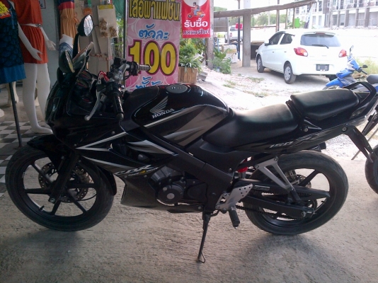 ขาย!ฮอนด้าCBR150 สภาพใหม่มาก95\%ใช้น้อย ปี52 รถเครื่องเดิมแน่นๆ พร้อมใช้ ทะเบียน+เอกสารโอน ภาษีไม่หมด 088-2197709