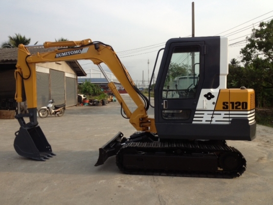 ขายรถขุด SUMITOMO - S120F2 (เท่า PC40) มีหัวเก๋ง ทำสีใหม่ นำเข้า มือสองจากญี่ปุ่นแท้ๆ