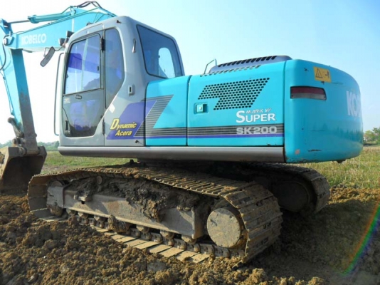 ...Kobelco SK200 M6 YN09
