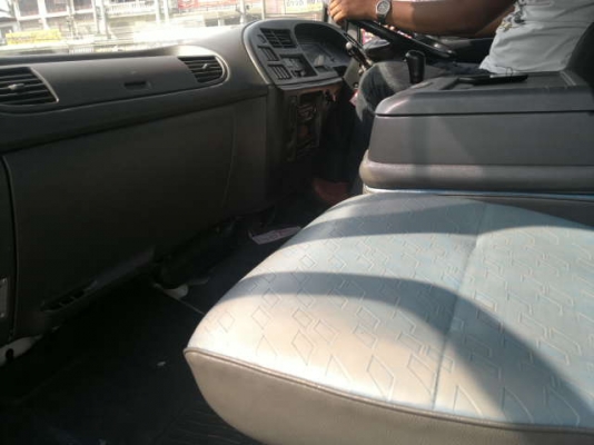 รถอิซูซุ 10 ล้อ ตู้แห้ง  FVM  230 แรงม้า ปี 51 ( มีขาย 2 คัน )  สนใจติดต่อ 081 - 6079515