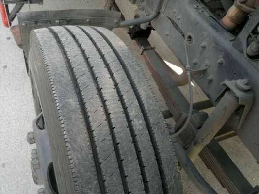 รถอิซูซุ 10 ล้อ ตู้แห้ง  FVM  230 แรงม้า ปี 51 ( มีขาย 2 คัน )  สนใจติดต่อ 081 - 6079515