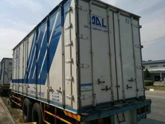 รถอิซูซุ 10 ล้อ ตู้แห้ง  FVM  230 แรงม้า ปี 51 ( มีขาย 2 คัน )  สนใจติดต่อ 081 - 6079515