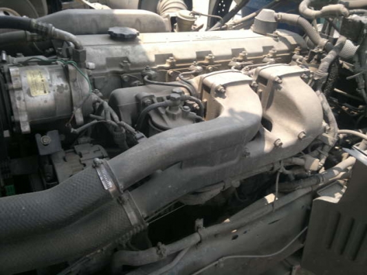 ขายรถหัวลาก 10 ล้อ 2 เพลา HINO เมก้า 320 ปี.47 มี 2 คัน สนใจโทร จัดแนนซ์ได้