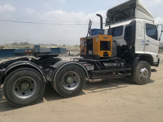 ขายรถหัวลาก 10 ล้อ 2 เพลา HINO เมก้า 320 ปี.47 มี 2 คัน สนใจโทร จัดแนนซ์ได้