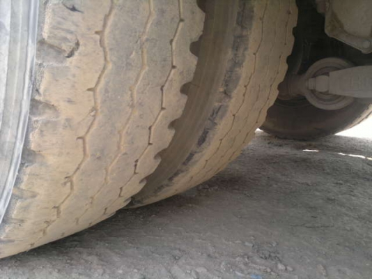 ขายรถหัวลาก 10 ล้อ 2 เพลา HINO เมก้า 320 ปี.47 มี 2 คัน สนใจโทร จัดแนนซ์ได้