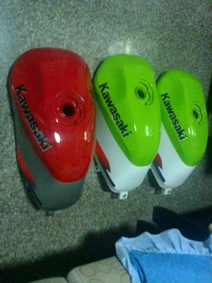 ขายชุดสีSerpico sst สีแดงใหม่แท้