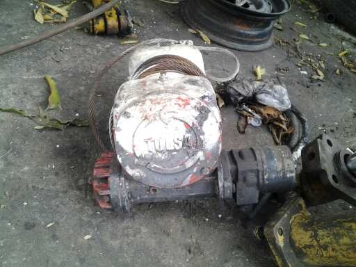 ขายวิ้นซ์ hydraulic USA  ยี่่ห้อtulsa