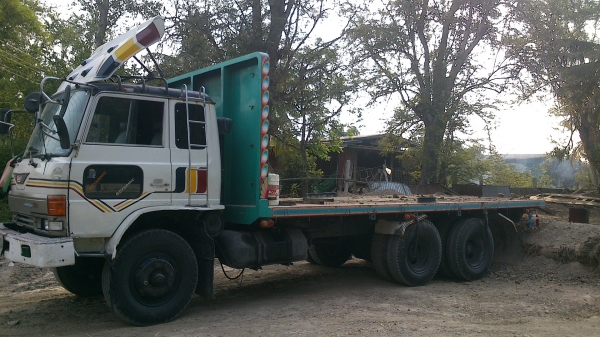 ขาย  10 ล้อ HINO F 17คัสซี KT925สวยทั้งเส้นเครื่อง EH 700