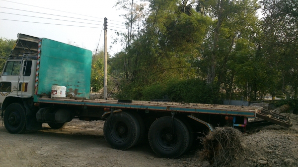 ขาย  10 ล้อ HINO F 17คัสซี KT925สวยทั้งเส้นเครื่อง EH 700