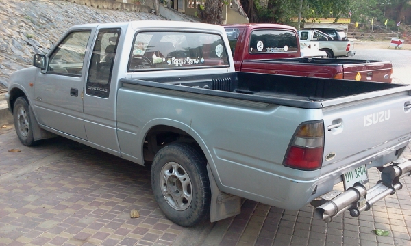 ขายรถกะบะ ยี่ห้อ อีซูซุ ดราก้อนอาย รุ่น SLX ปี 97 เครื่อง 2500 ซีซี เทอร์โบ สภาพดีใช้งาน รถเจ้าของใช้เอง ราคา 265000 ราคาต่อรองได้