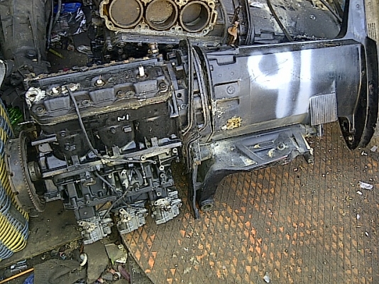 ขาย..ซากเครื่อง เมอร์คิวรี่ 6สูบ