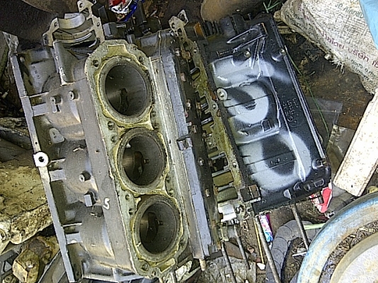 ขาย..ซากเครื่อง เมอร์คิวรี่ 6สูบ