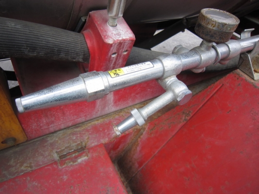 ขายรถพ่นยาฆ่าแมลง MARUYAMA 300 ลิตร ถังอลูมิเนียม มือสองญี่ปุ่น