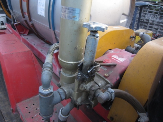 ขายรถพ่นยาฆ่าแมลง MARUYAMA 300 ลิตร ถังอลูมิเนียม มือสองญี่ปุ่น