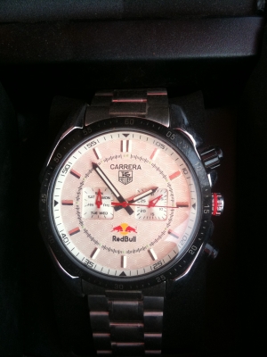 TAG Heuer Redbull ขายครับ ใส่แล้วหล่อมาก ครับ ฝากEMS ให้แล้วครับ