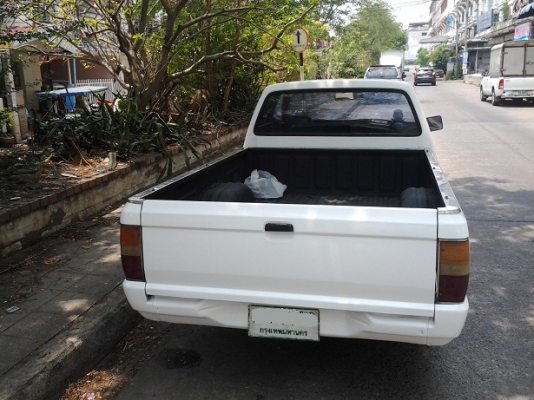 ขายมิตซู แค็บปี1993 ดีเซล2500เกียร์ธรรมดา เล่มพร้อมเอกสารโอน ขายมิตซู แค็บปี1993 ดีเซล2500เกียร์ธรรมดา เล่มพร้อมเอกสารโอน