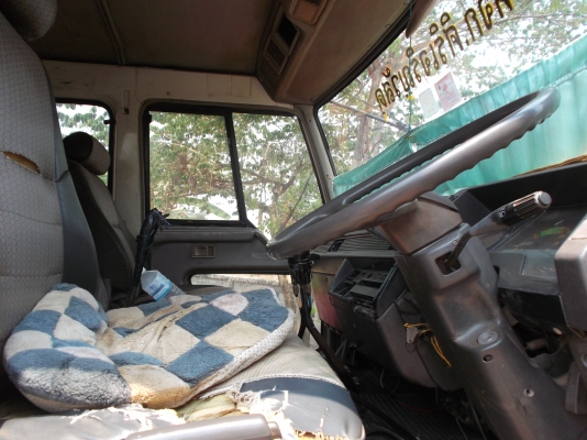 ขายด่วนรถสิบล้อสองเผลาดรั้มหลงTDเครื่อง6D16195แรงม้า