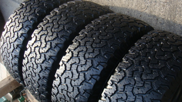 ขายยาง BF Goodrich Allterrain 265 70 r16  ปี09