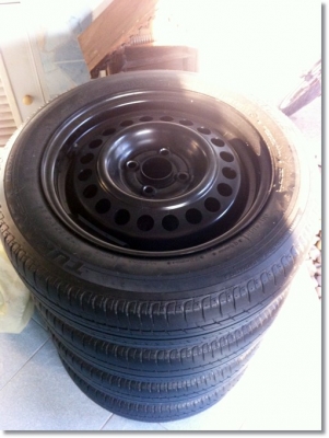 ขายล้อกะทะพร้อมยาง 4รู 100 ขอบ 15 ถูกๆจ้า
