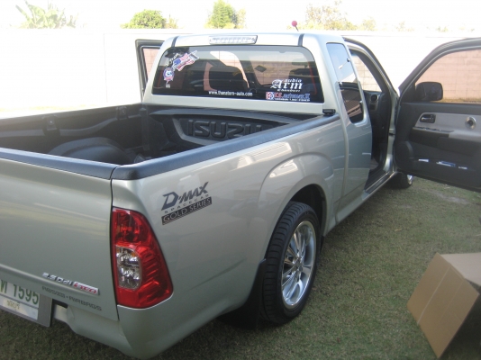 ขายดาว์น 120000 รถ อีซูซุดีเมค ปี 2008รถบ้านใช้งานเอง