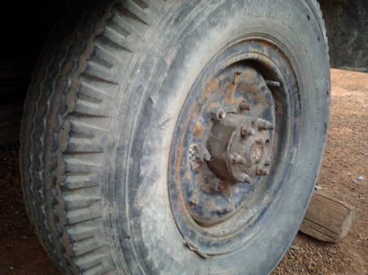 ***ปรับราคา ครับ***ขาย 4ล้อ NISSAN นิสสันคาร์บอน เครื่องSD22 วางใหม่ (ลงเล่ม)แห้งๆ แน่นๆ สตาร์ทง่าย ช่วงล่างดีคัสซีสวย กระบะไม้คอกไม้ สวยไม่ผุไม่หักพื้นดี หัวไม่สวยมีผุ มีลอก ยางดี4เส้น เครื่องติดวิ่งได้ ขายตามสภาพ พร้อมใช้ พร้อมลุยงาน ราคาต่อรองได้ครับ