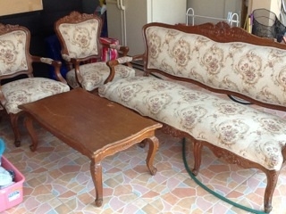 ขายหลุย1ชุดมี4ชิ้น